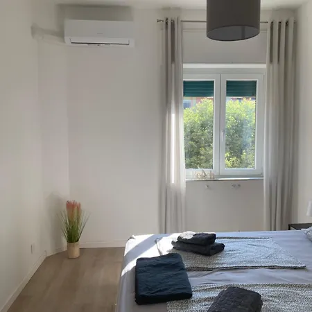 Sunny كالياري