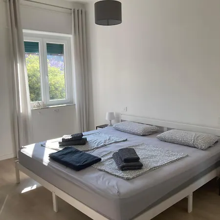 Sunny * كالياري