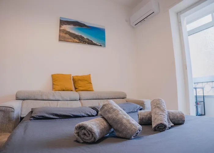 Sunny * Κάλιαρι